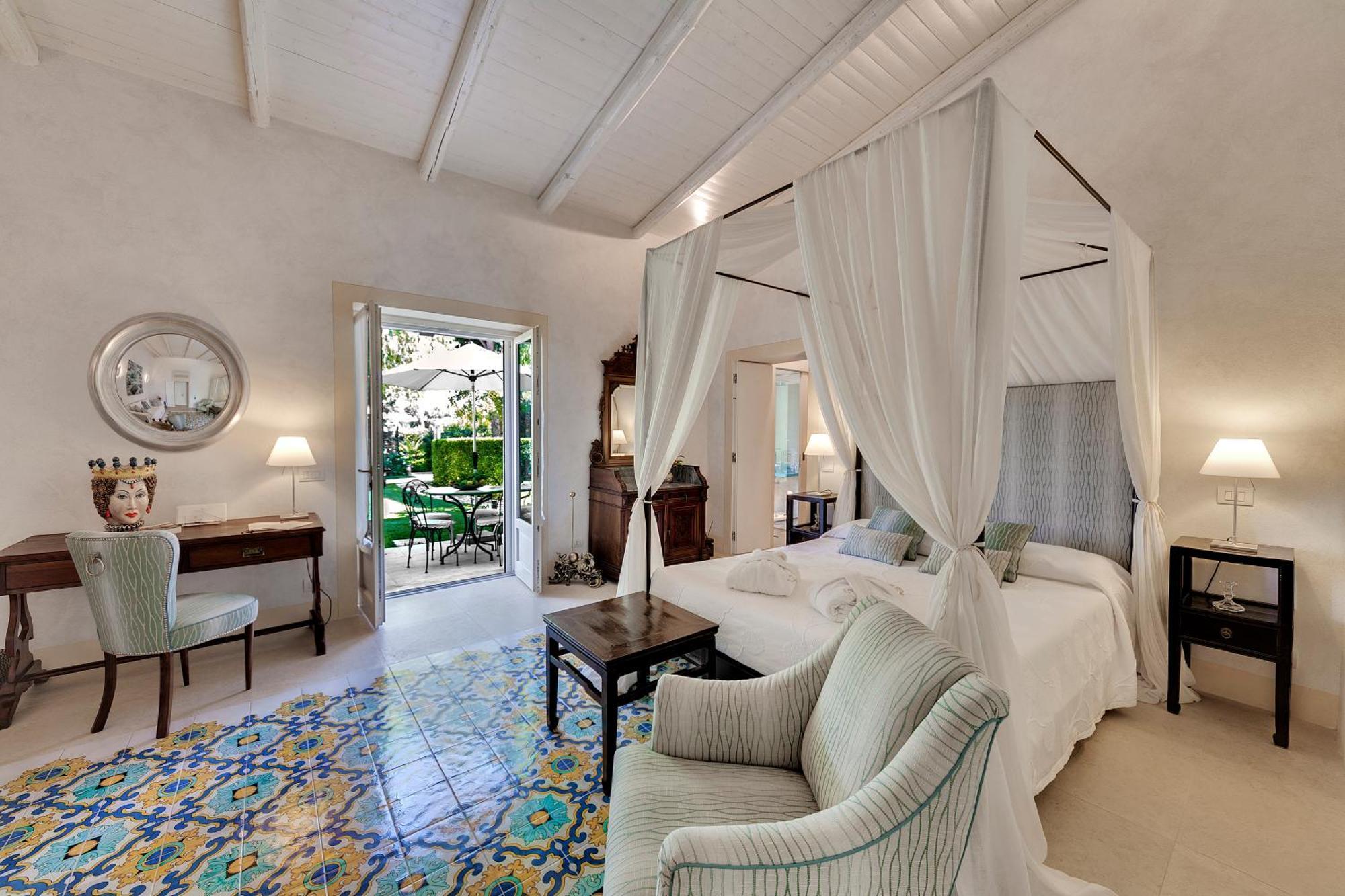 Donna Coraly Country Boutique Hotel Arenella  Exterior foto