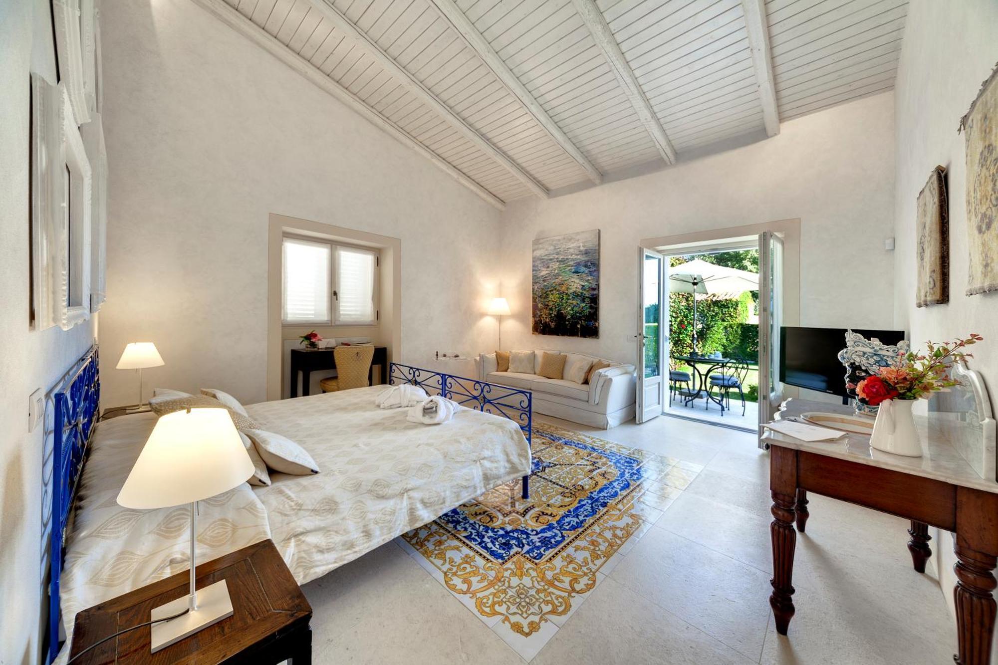 Donna Coraly Country Boutique Hotel Arenella  Exterior foto